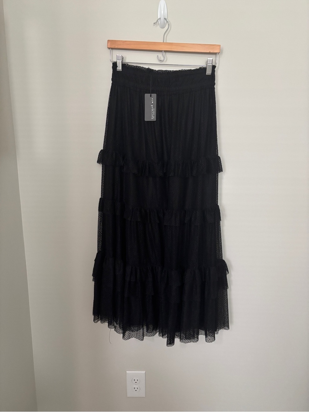 NWT Dillard’s Current Air Los Angeles Brand Tiered Ruffle Black Maxi Skirt - S